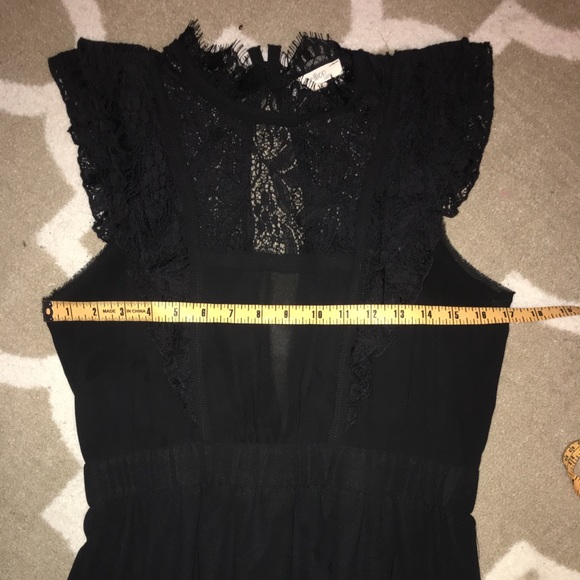 Black dress - Picture 4 of 4